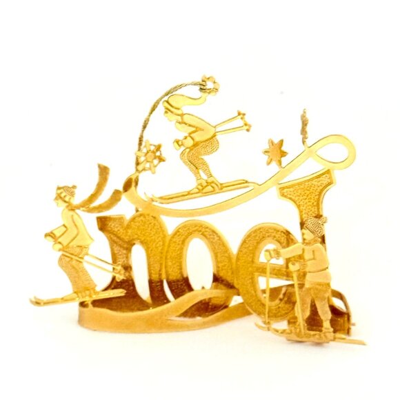 Danbury Mint 23kt Gold Plated Christmas Ornament (1992) - Picture 2 of 7